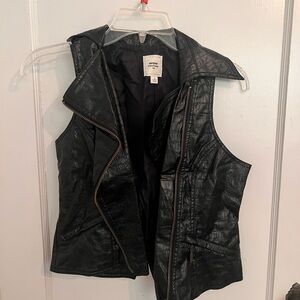 WOW Couture Black Sleeveless Jacket